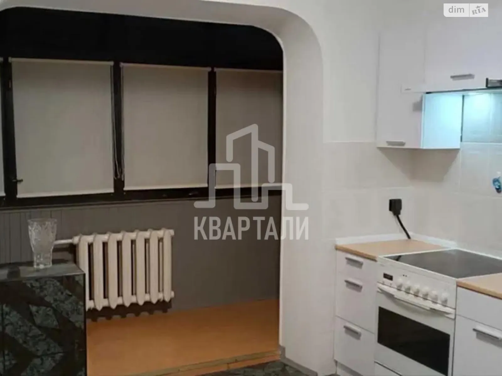 Продается 2-комнатная квартира 55 кв. м в Киеве, просп. Оболонский, 38