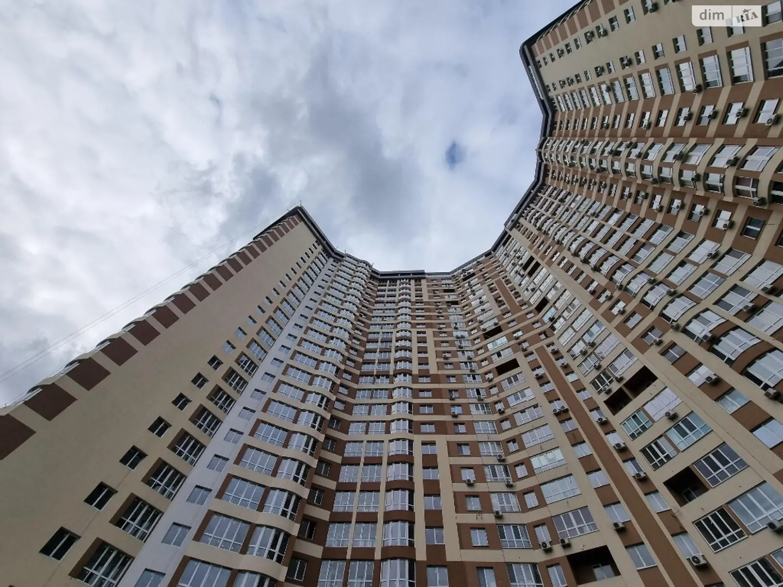 Продается 1-комнатная квартира 47 кв. м в Киеве, ул. Новополевая, 2 - фото 1