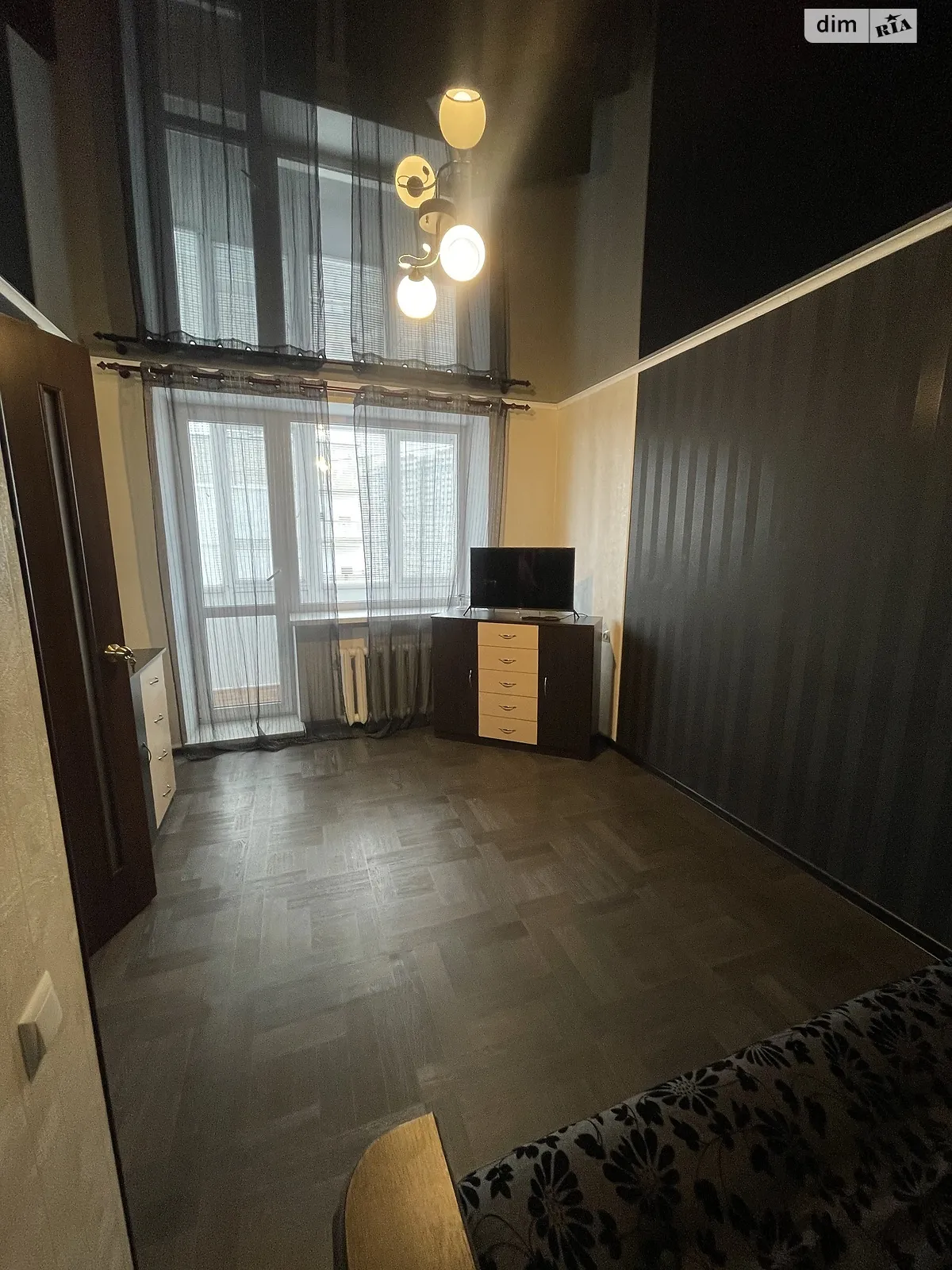 Продается 1-комнатная квартира 22 кв. м в Черноморске, ул. Виталия Шума, 19 - фото 1