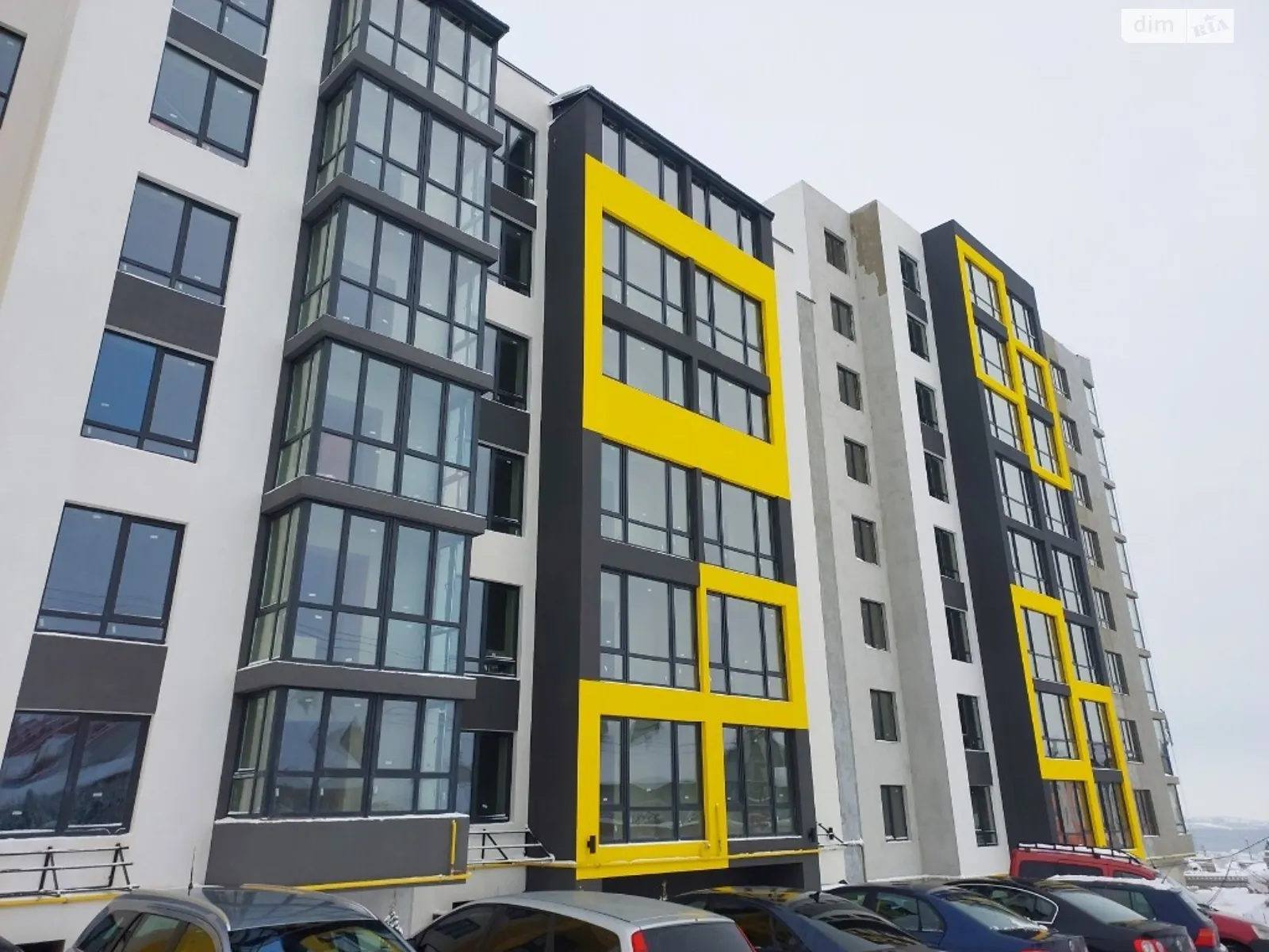 Продається 3-кімнатна квартира 94 кв. м у Байківці, пров. Дубовецький - фото 1