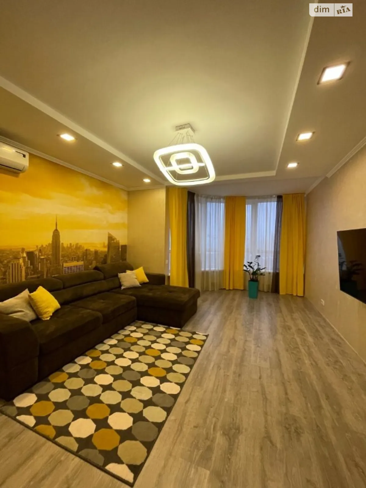 Продается 2-комнатная квартира 103 кв. м в Киеве, ул. Композитора Мейтуса, 4А - фото 1