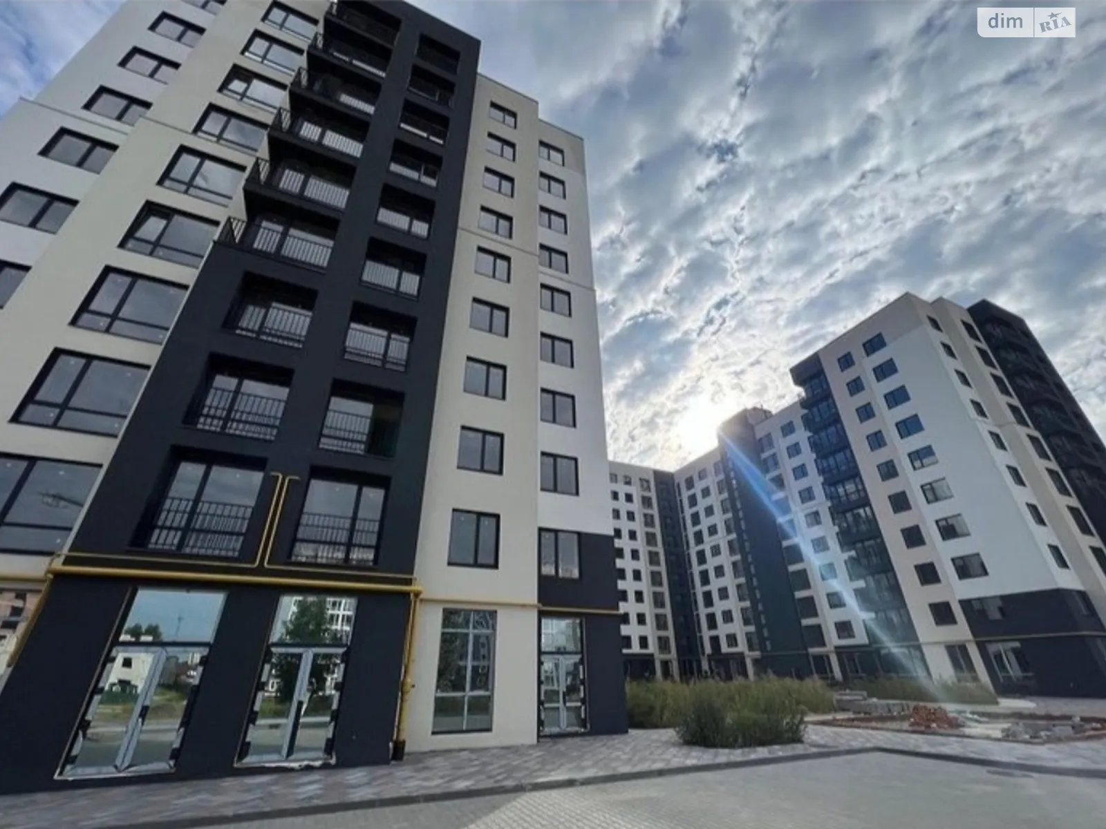 Продается 2-комнатная квартира 64 кв. м в Буче, ул. Ивана Кожедуба, 2
