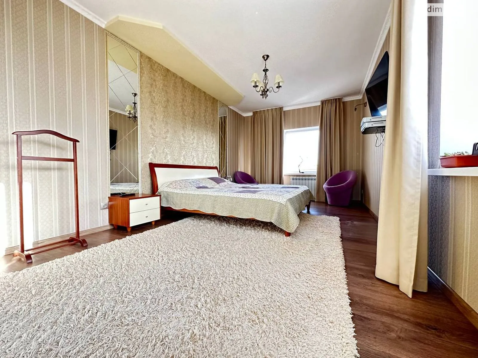 Продается дом на 2 этажа 155.2 кв. м с участком, цена: 200000 $ - фото 1
