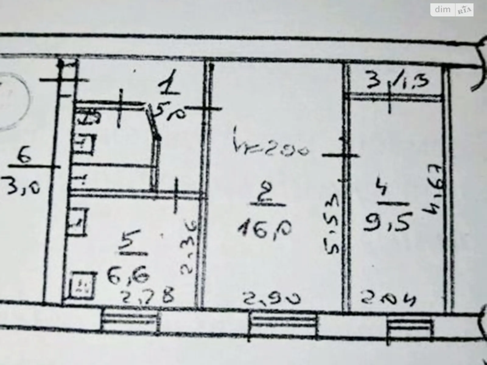 Продается 2-комнатная квартира 43 кв. м в Николаеве, ул. Крылова, 2