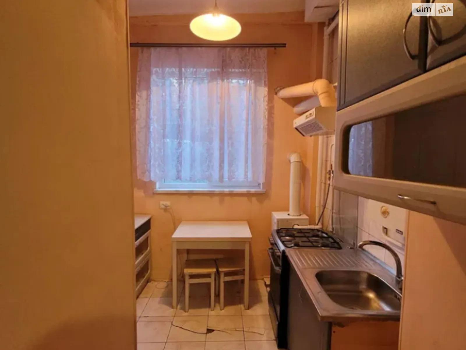 Продается 2-комнатная квартира 42 кв. м в Одессе, пл. Алексеевская, 2 - фото 1