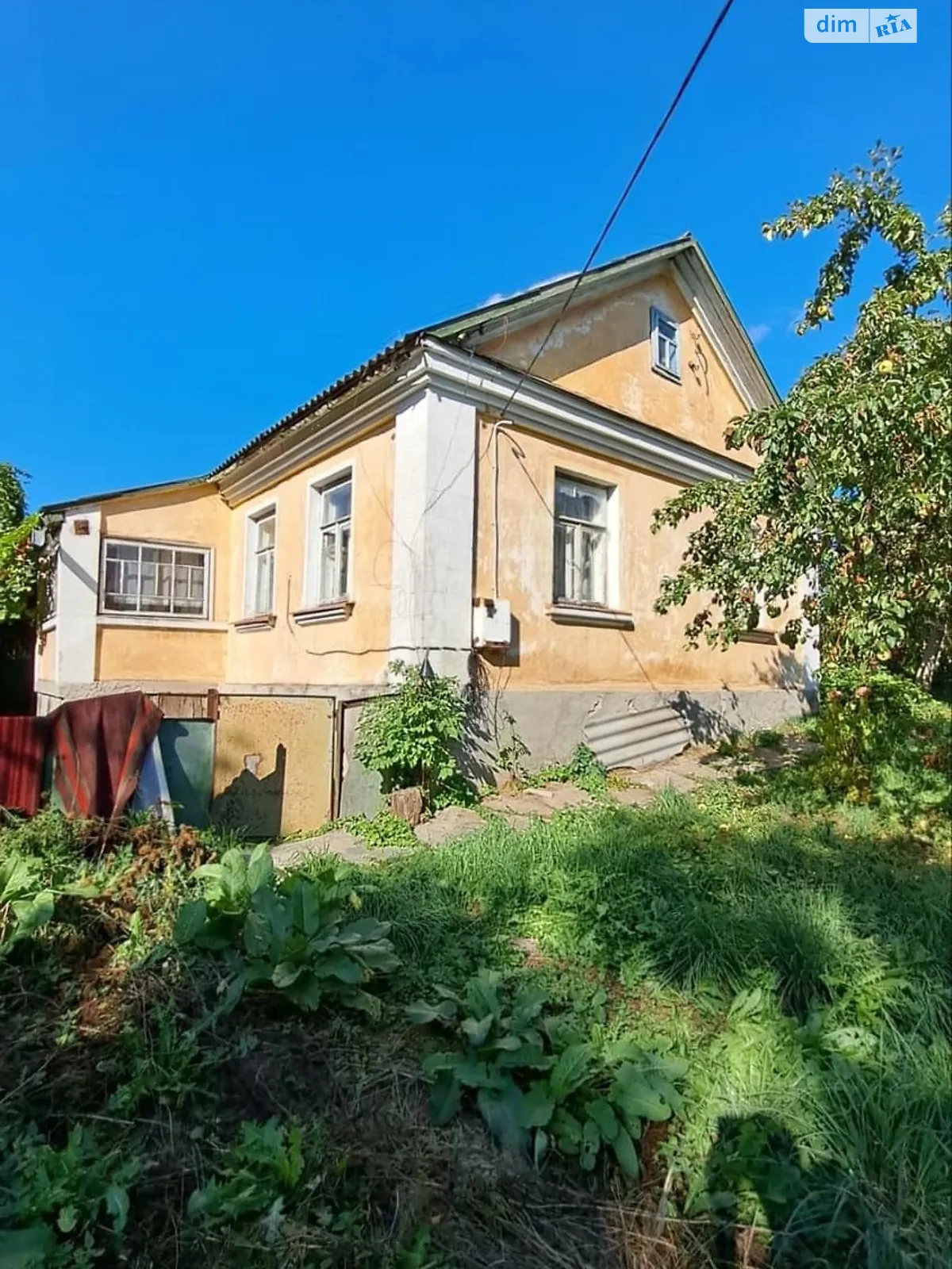 Продається одноповерховий будинок 95 кв. м з каміном, цена: 21000 $