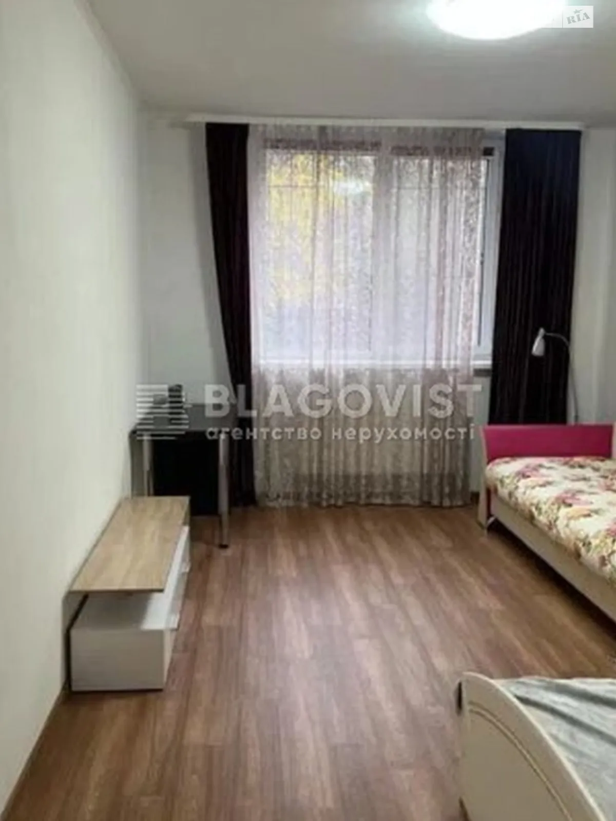 Продается 1-комнатная квартира 43 кв. м в Киеве, ул. Казарменна(Григория Андрющенко), 6Г - фото 1