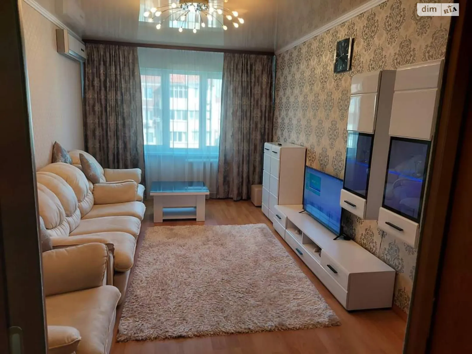 Продається 3-кімнатна квартира 66.5 кв. м у Одесі, вул. Шишкіна
