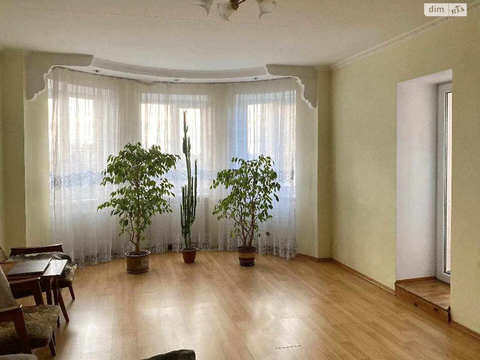 2-комнатная квартира 80 кв. м в Тернополе, ул. Чайковского - фото 1