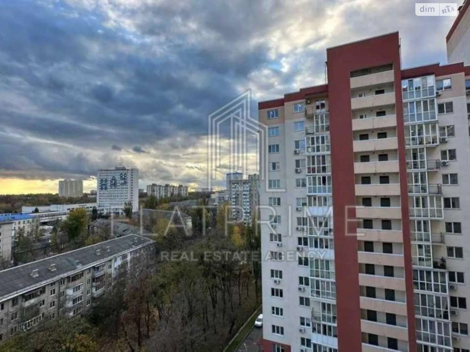 Продается 1-комнатная квартира 50 кв. м в Киеве, ул. Гарматная, 38А - фото 1