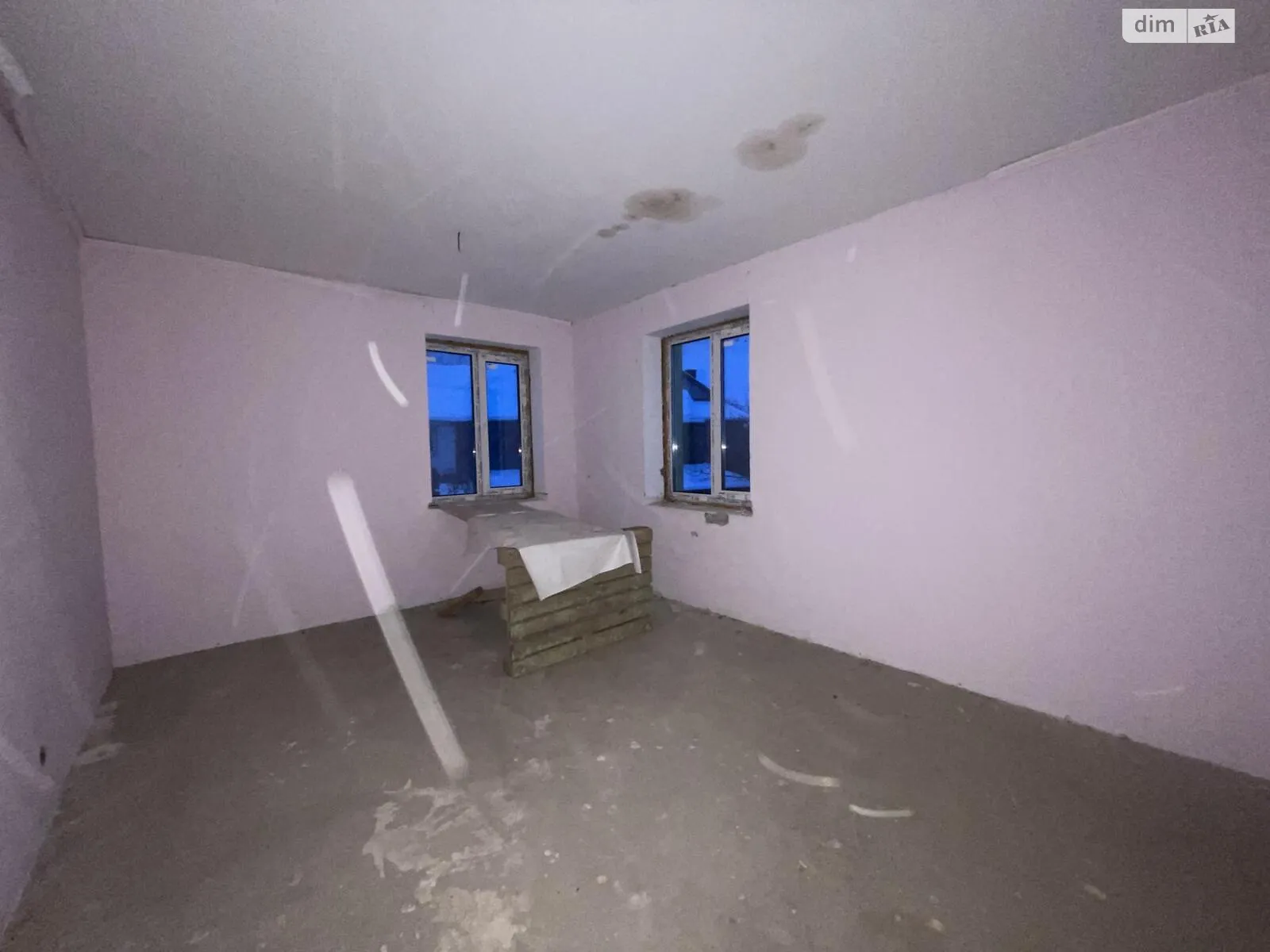 Продается дом на 2 этажа 400 кв. м с участком, ул. Бродовская