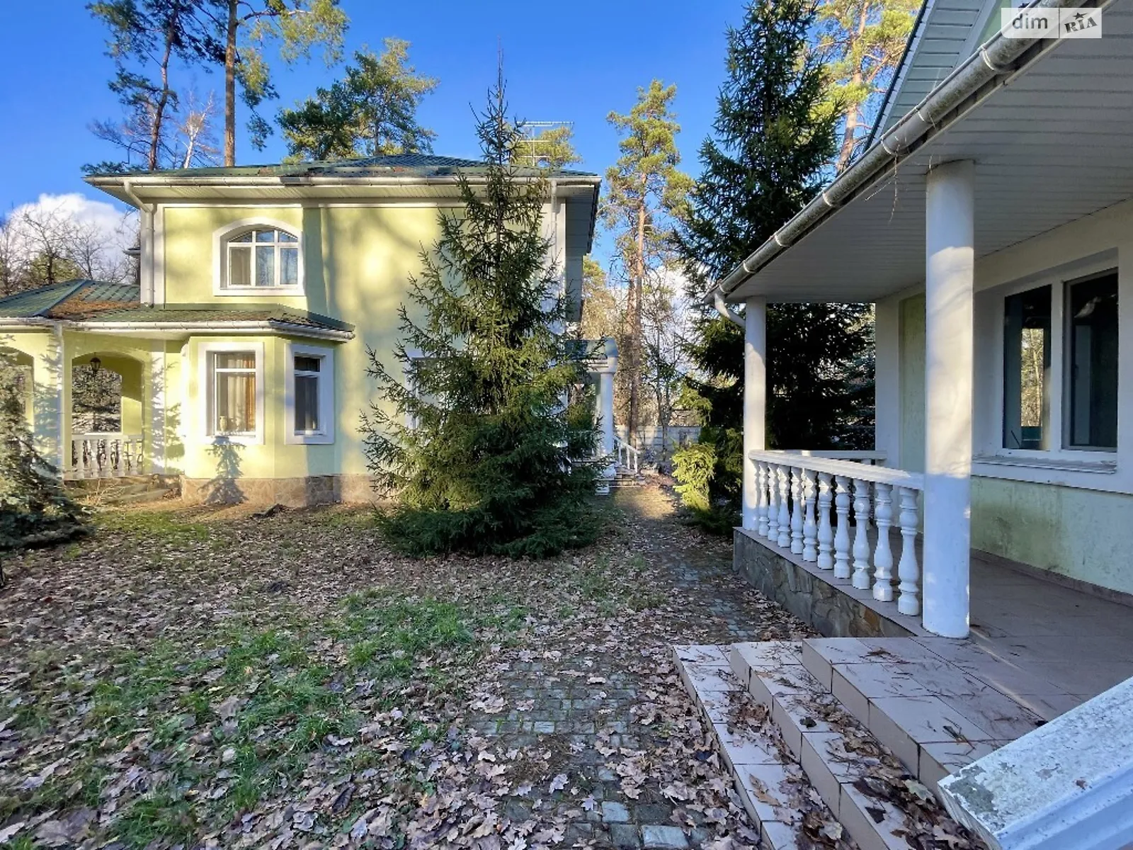 Продається будинок 2 поверховий 273 кв. м з садом, цена: 220000 $