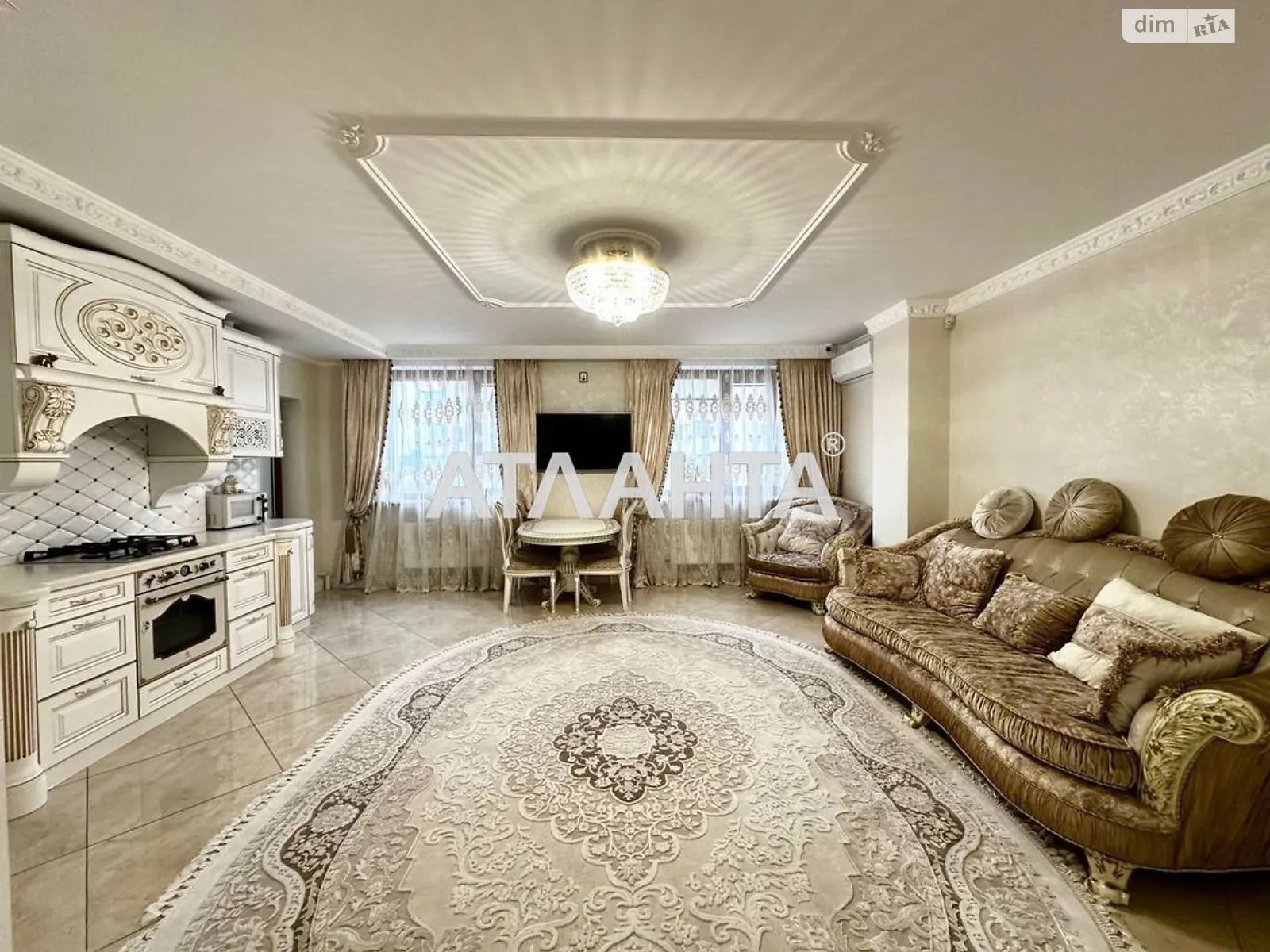 Продається 3-кімнатна квартира 159 кв. м у Одесі, вул. Маршала Говорова, 10Г
