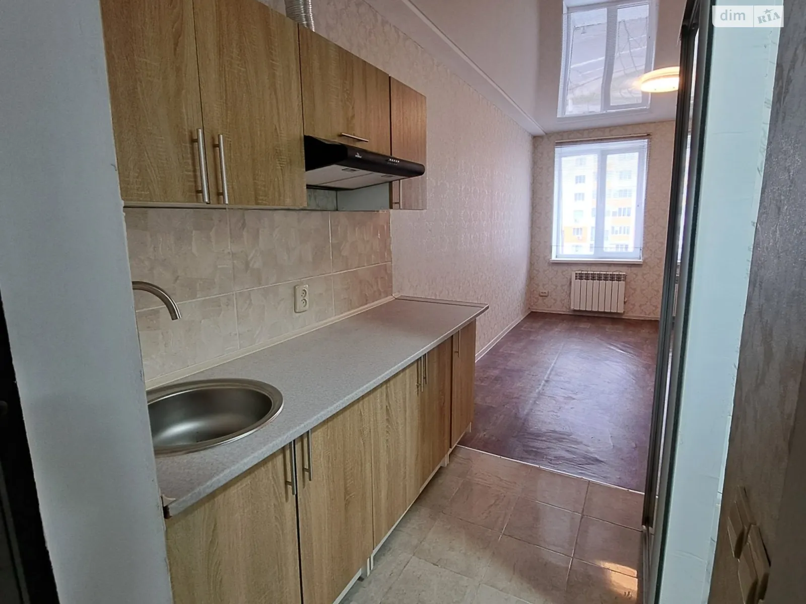 Продается 1-комнатная квартира 18 кв. м в Харькове, цена: 14000 $