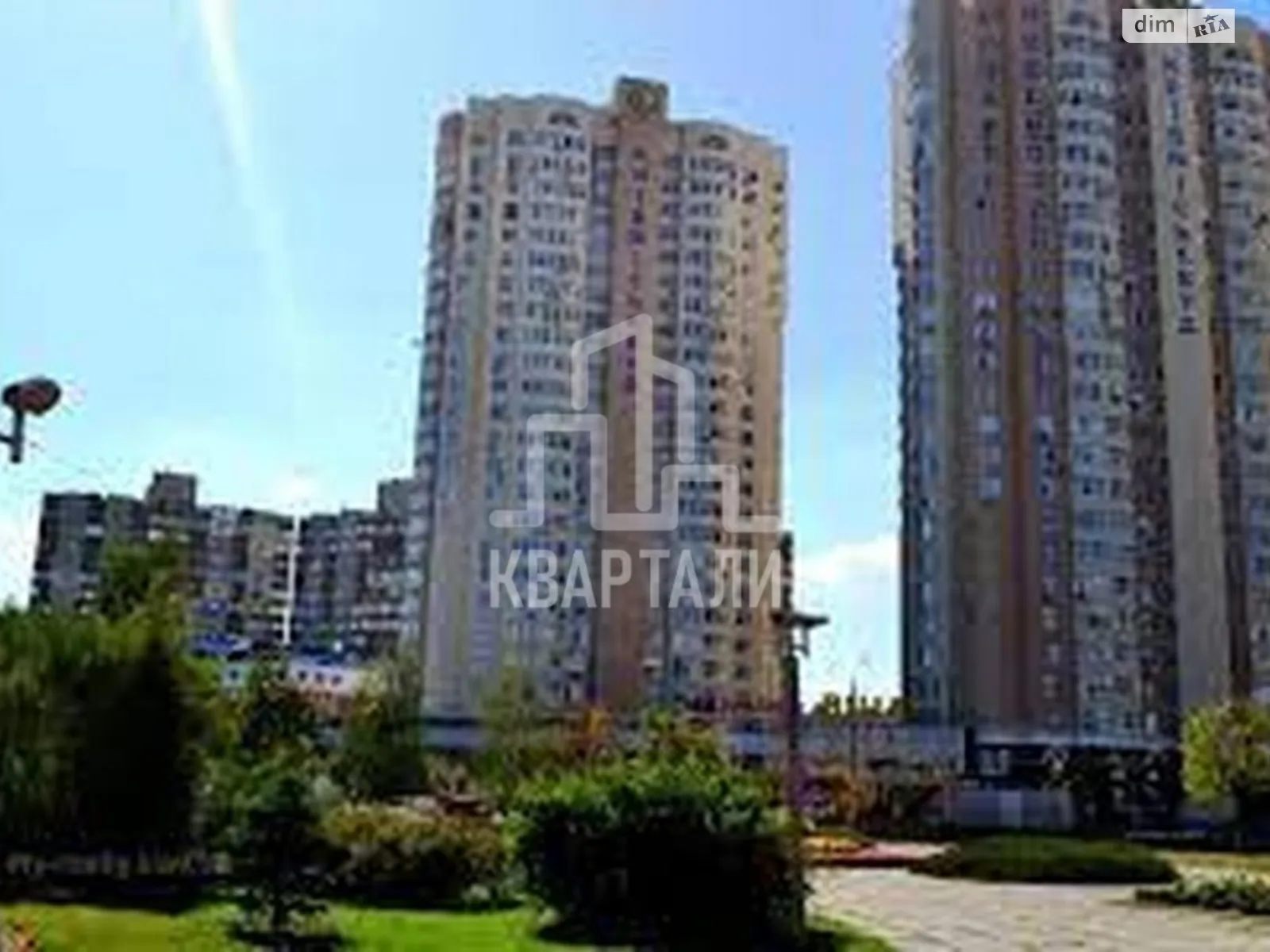 Продается 1-комнатная квартира 51 кв. м в Киеве, ул. Драгоманова, 40З - фото 1