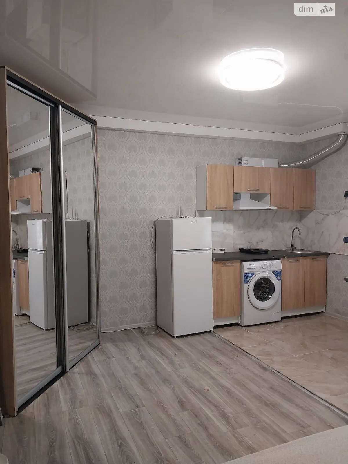 Продается 1-комнатная квартира 27 кв. м в Харькове
