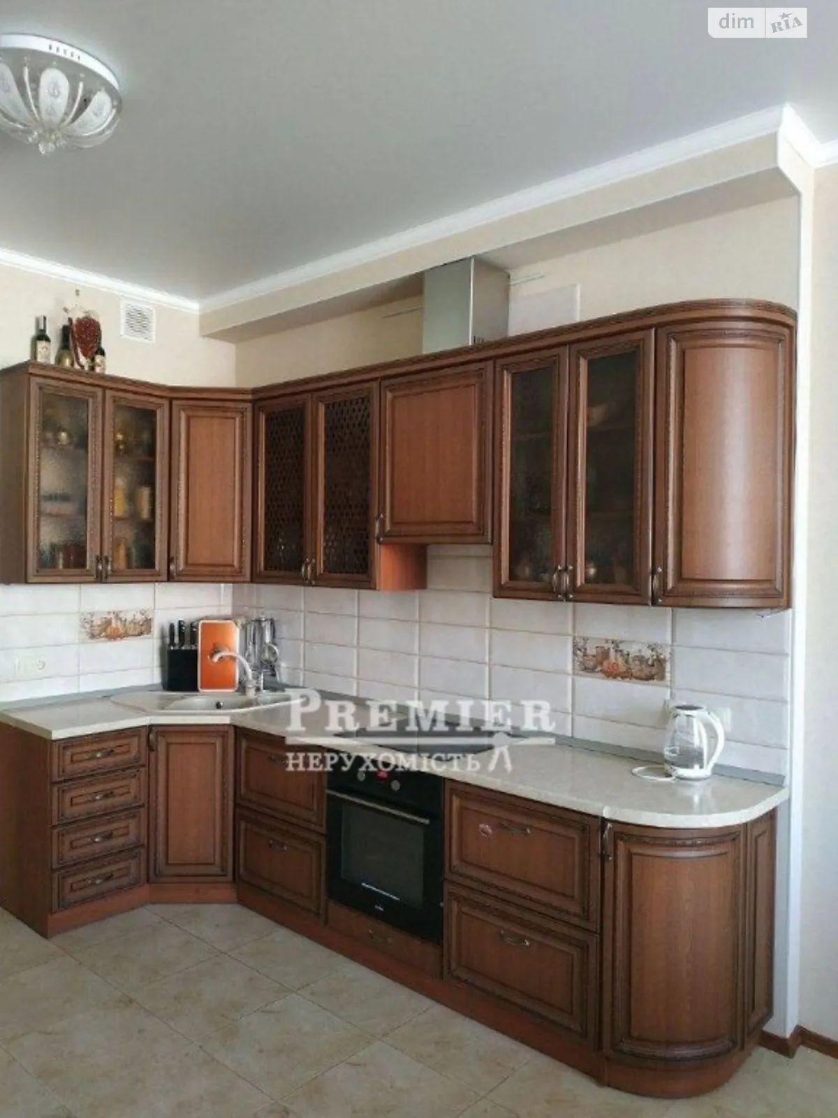 Продается 3-комнатная квартира 128 кв. м в Черноморске - фото 3