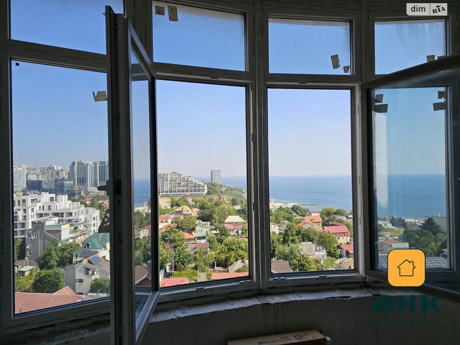 Продается 2-комнатная квартира 71 кв. м в Одессе, ул. Валерия Самофалова, 16А/5 - фото 1