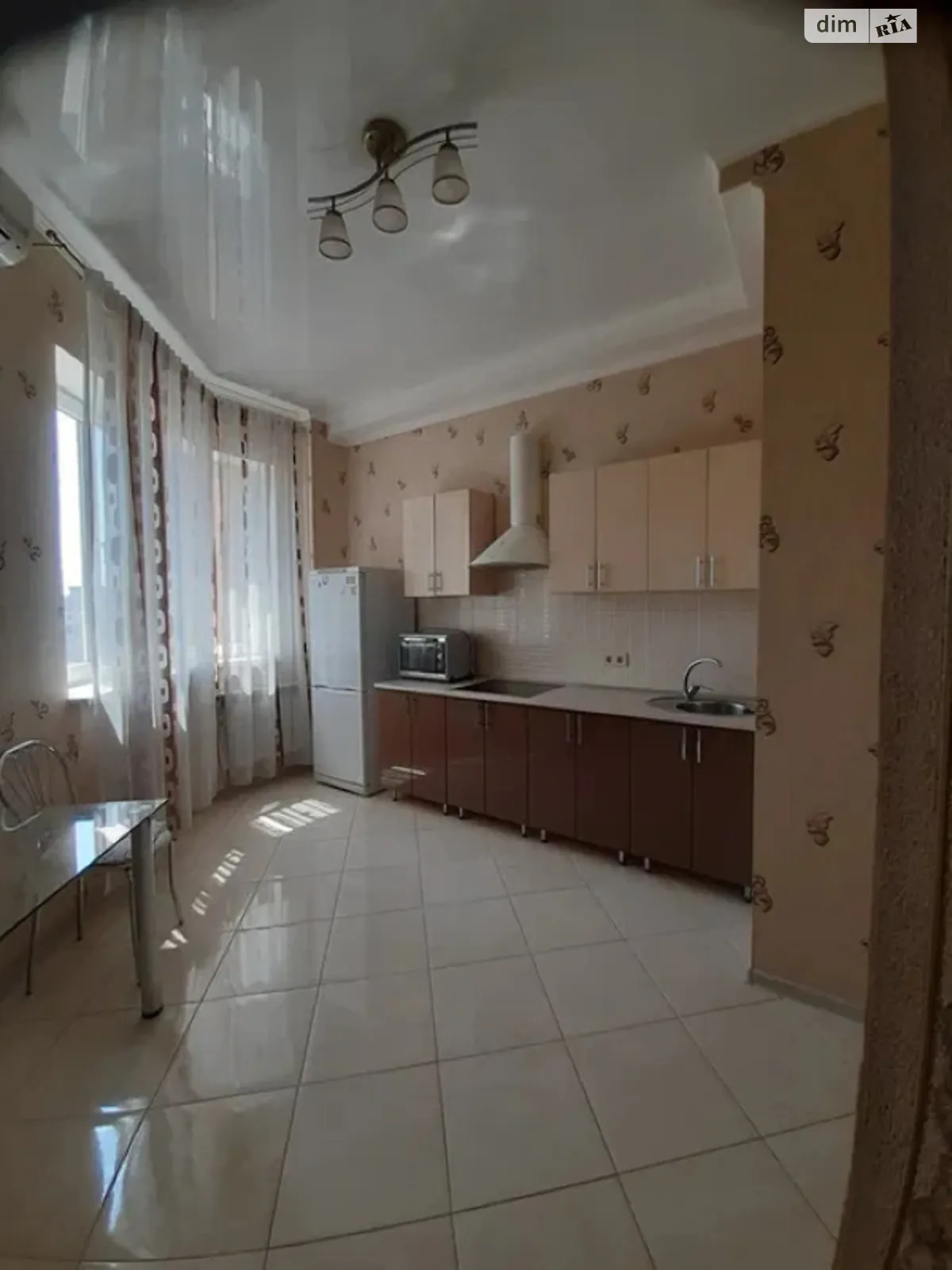 Продается 1-комнатная квартира 40 кв. м в Одессе, просп. Небесной Сотни, 3Б - фото 1