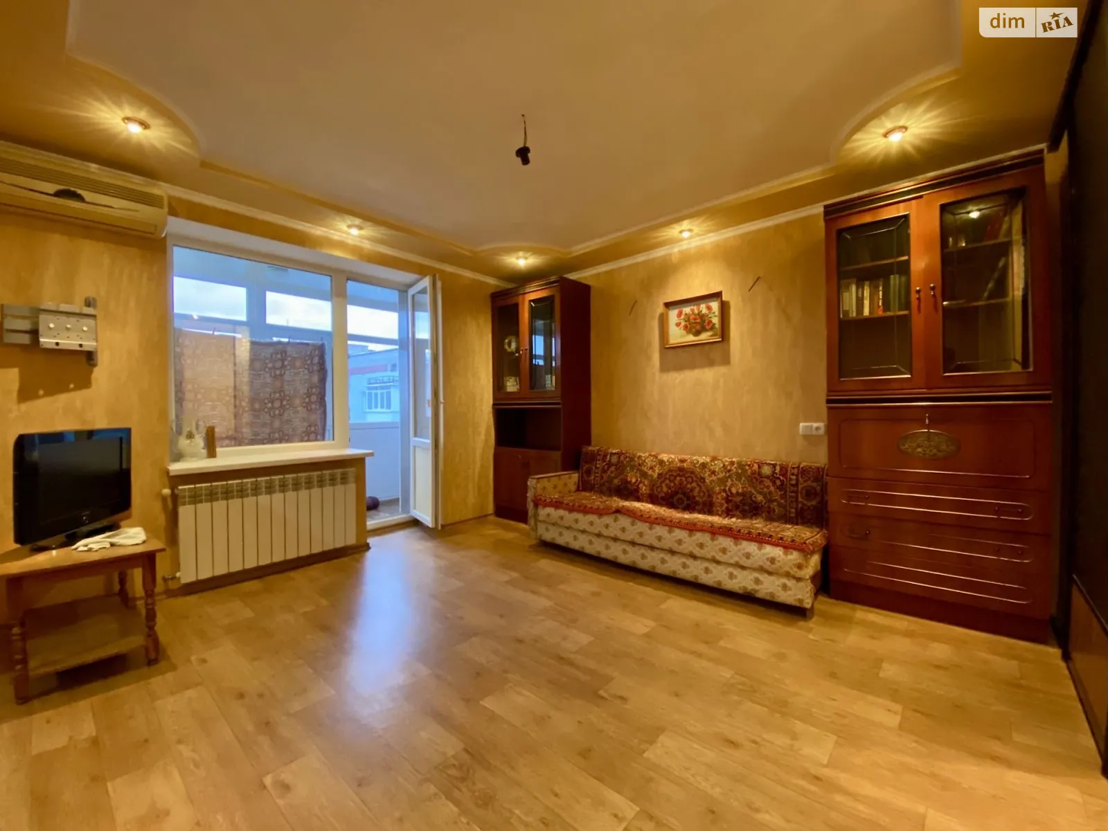 Продается 1-комнатная квартира 38 кв. м в Николаеве, просп. Героев Украины - фото 1
