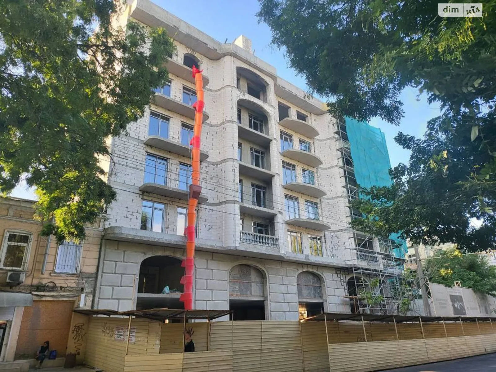 Продається офіс 74 кв. м в бізнес-центрі, цена: 133236 $