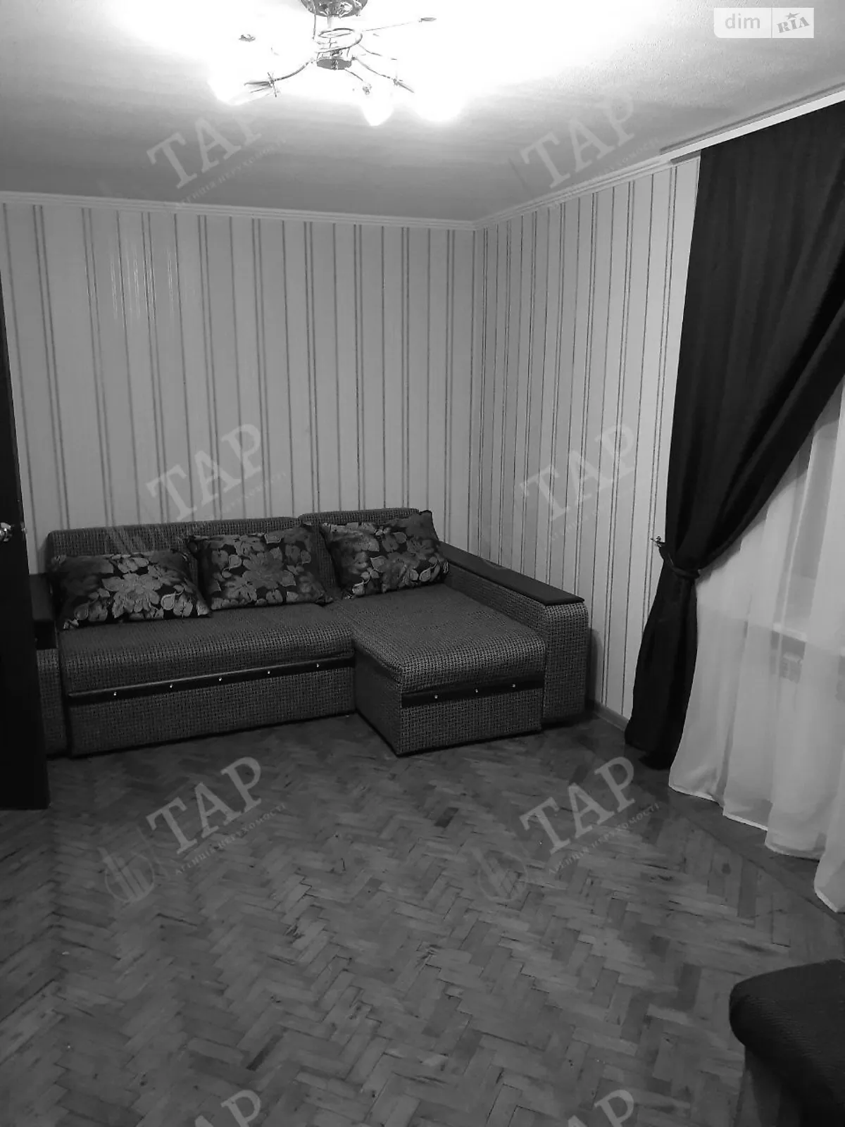 Продается 1-комнатная квартира 33 кв. м в Харькове, ул. Космонавтов - фото 1