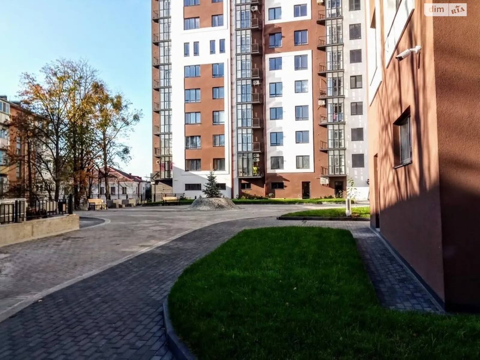 Продается 3-комнатная квартира 87 кв. м в Ровно, ул. Мазепы Гетьмана