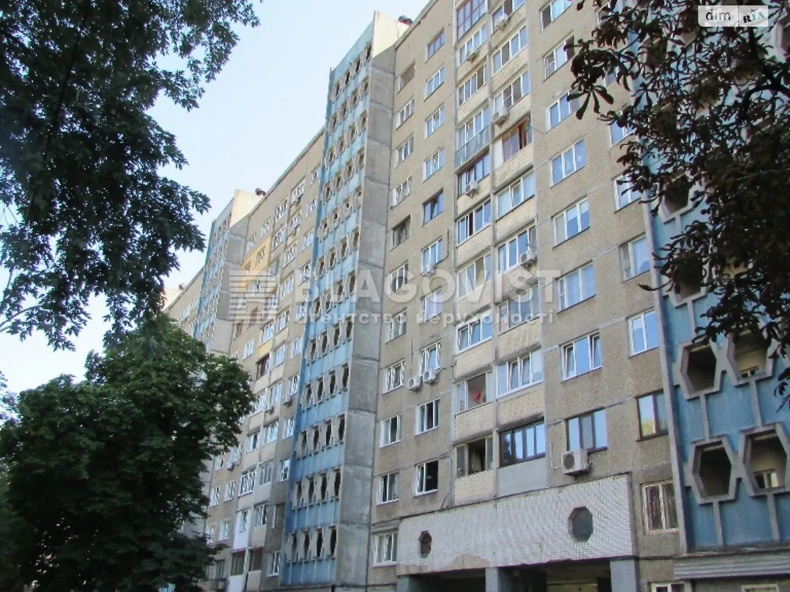 Продается 2-комнатная квартира 60 кв. м в Киеве, ул. Панаса Мирного, 11