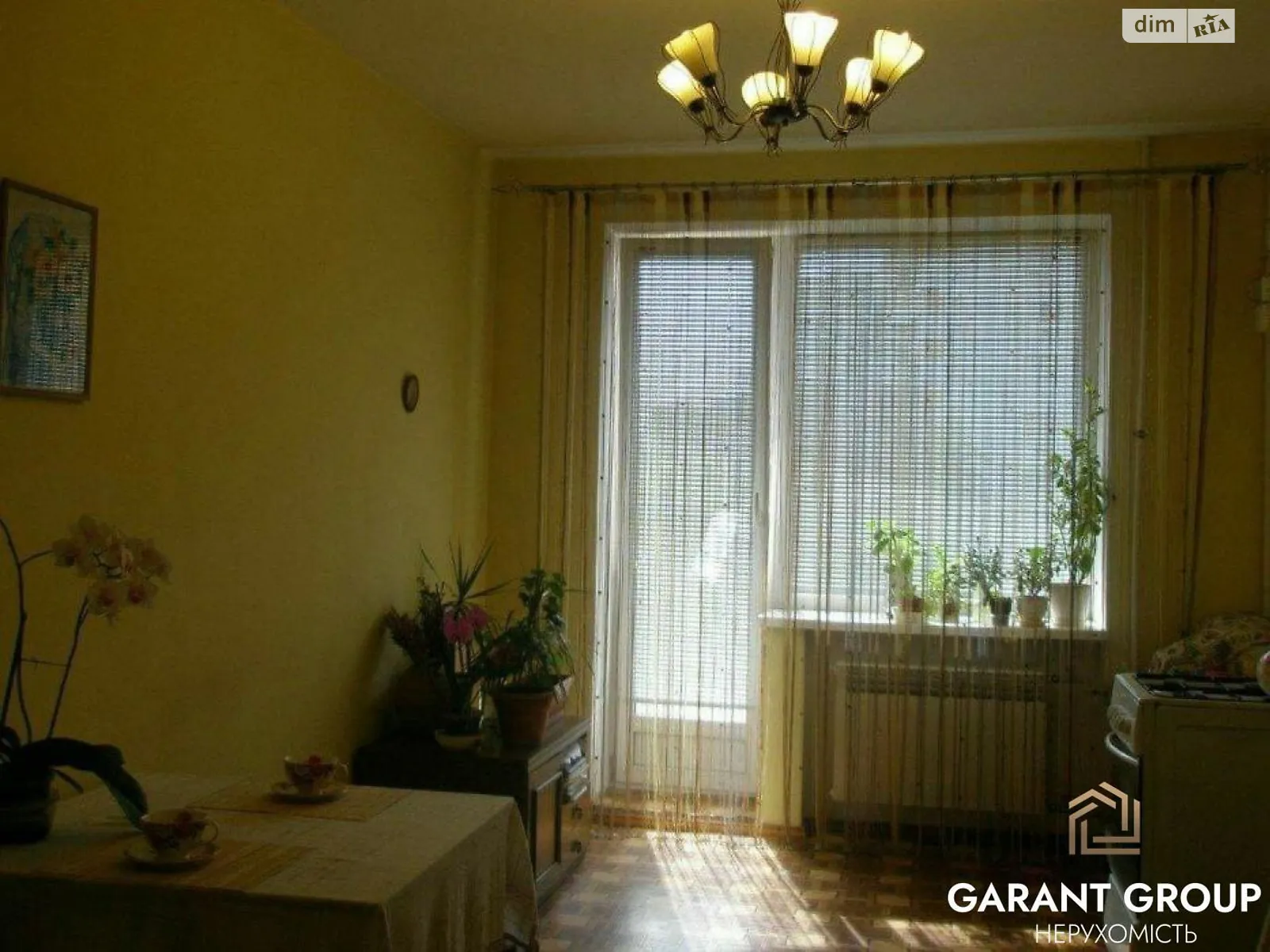Продается 2-комнатная квартира 82 кв. м в Одессе, ул. Косвенная