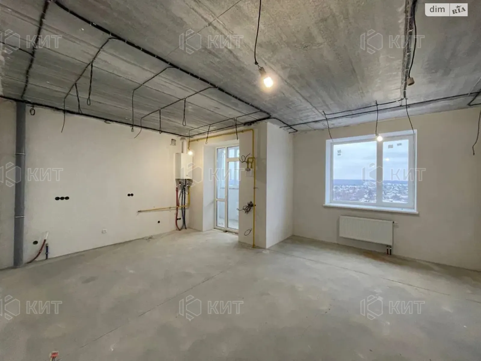 Продается 3-комнатная квартира 95 кв. м в Харькове, ул. Холодногорская, 16 - фото 1
