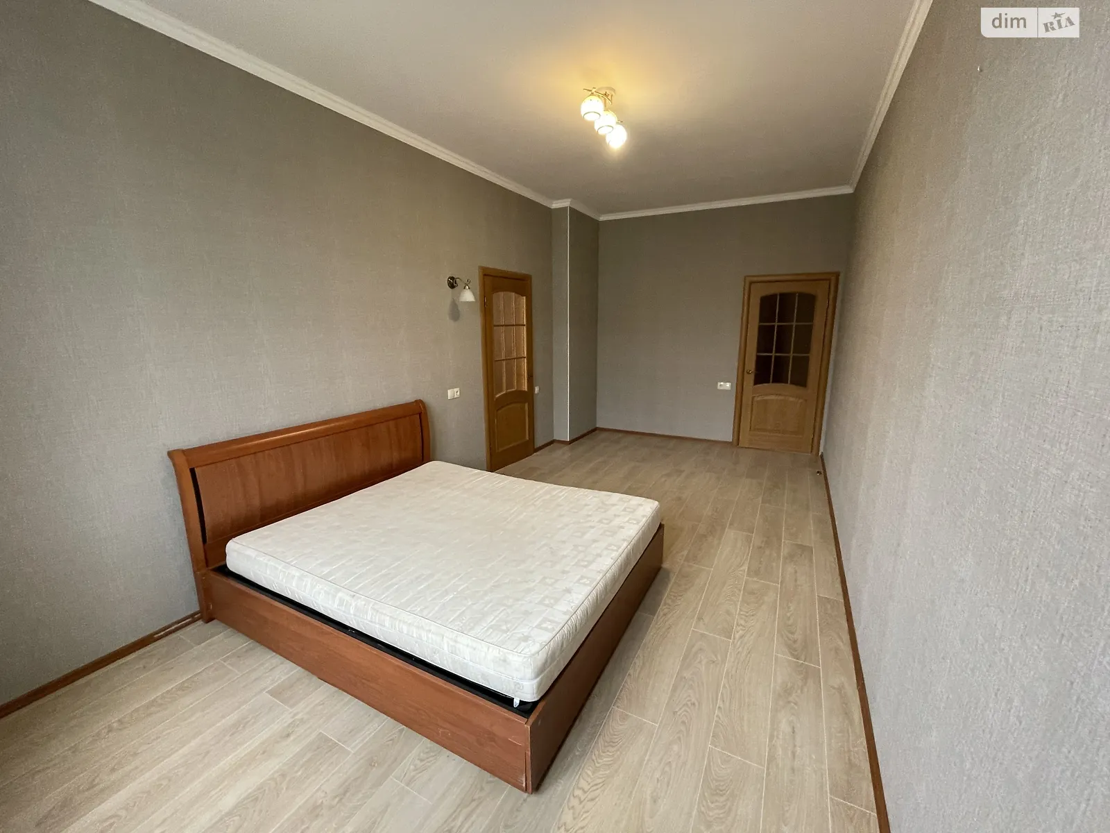 Продается 3-комнатная квартира 128 кв. м в Черноморске - фото 4
