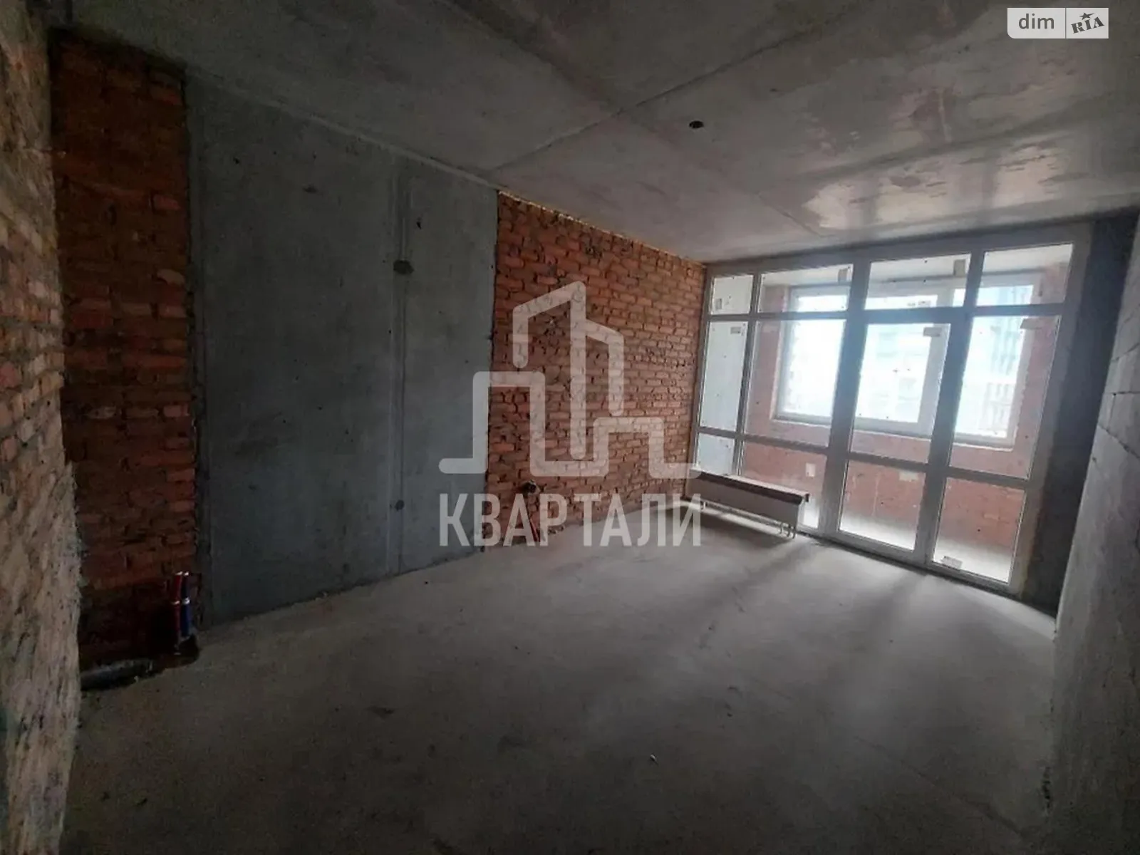 Продается 2-комнатная квартира 72 кв. м в Киеве, ул. Евгения Сверстюка, 6Д