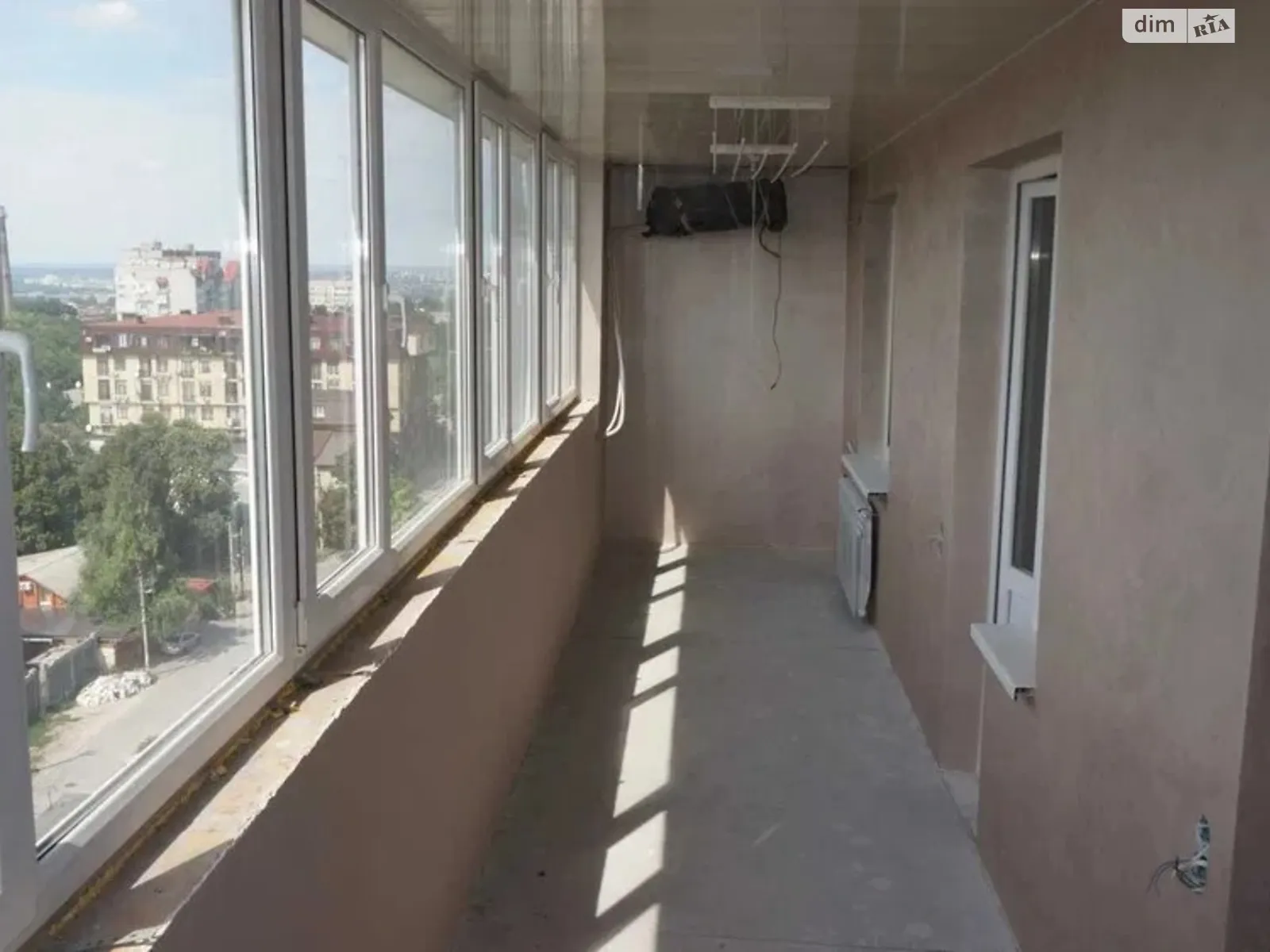Продається 3-кімнатна квартира 73 кв. м у Дніпрі, вул. Робоча - фото 1