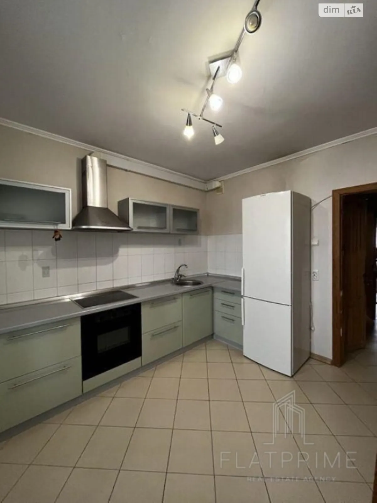Продается 2-комнатная квартира 63 кв. м в Киеве, ул. Федора Эрнста, 12 - фото 1
