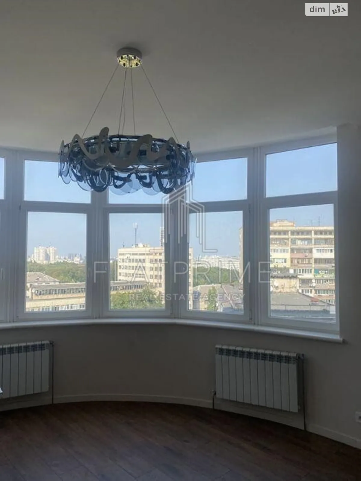 Продается 3-комнатная квартира 118 кв. м в Киеве, ул. Преображенская, 8Б - фото 1