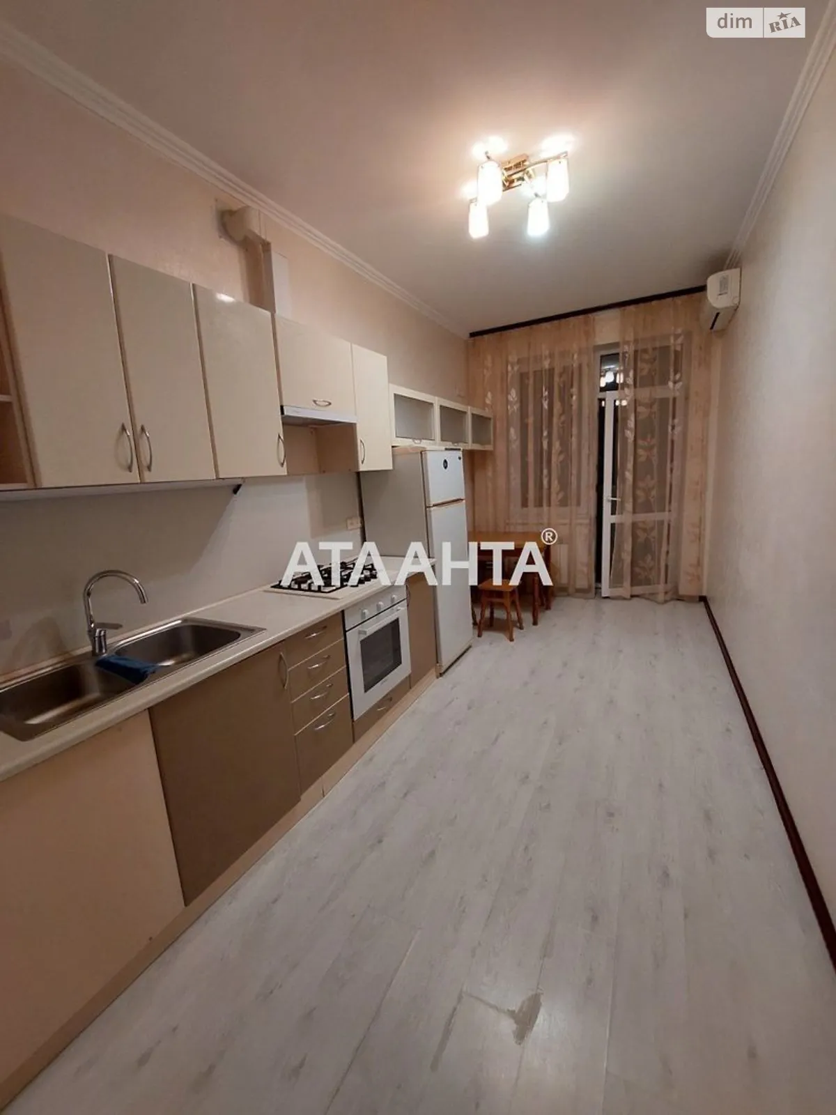 Продается 1-комнатная квартира 44.8 кв. м в Одессе, ул. Маршала Малиновского, 53А - фото 1