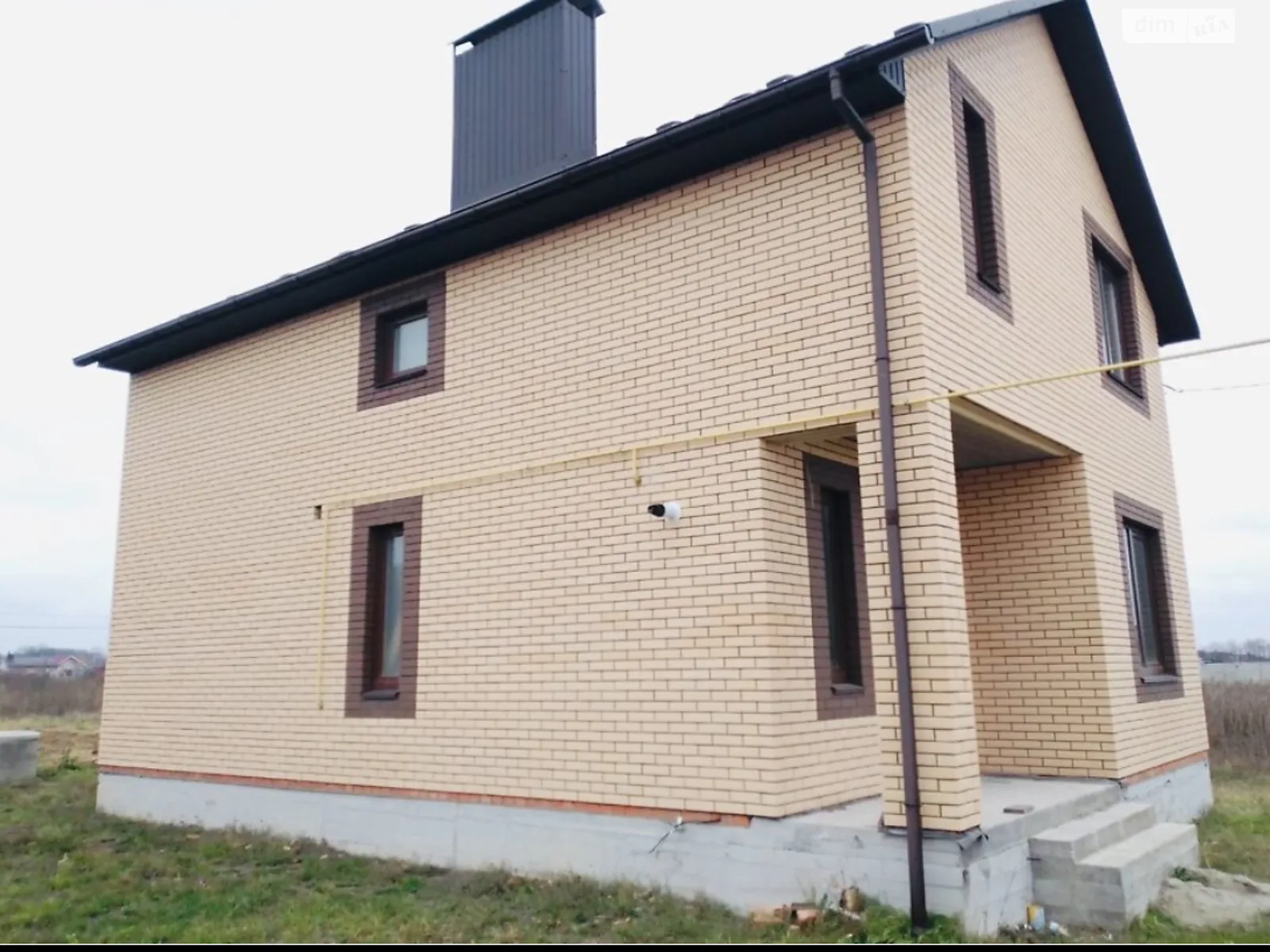 Продается дом на 2 этажа 130 кв. м с верандой, цена: 105000 $ - фото 1