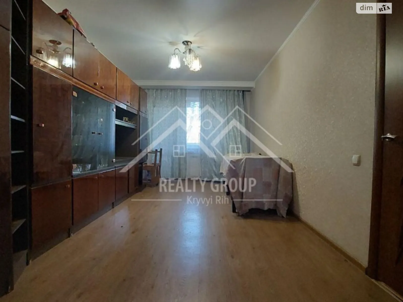 Продается 2-комнатная квартира 45 кв. м в Кривом Роге, цена: 25000 $