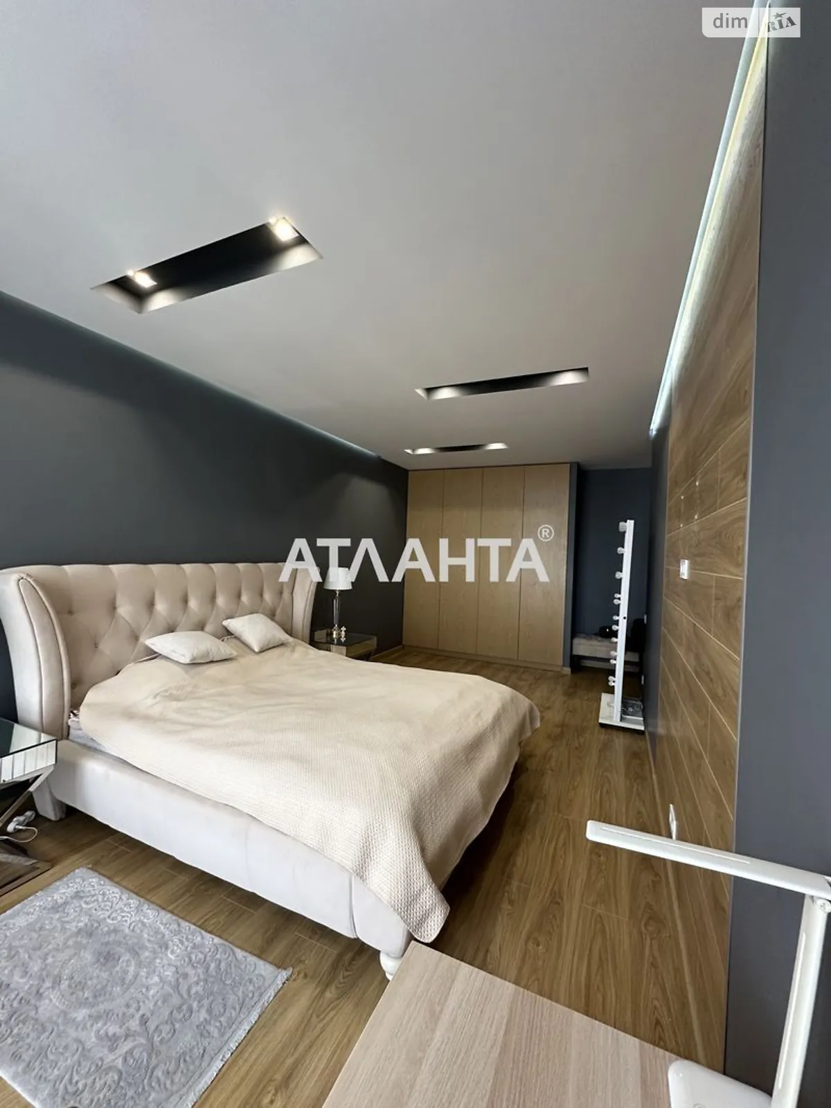 Продается 1-комнатная квартира 47 кв. м в Одессе, цена: 58000 $ - фото 1