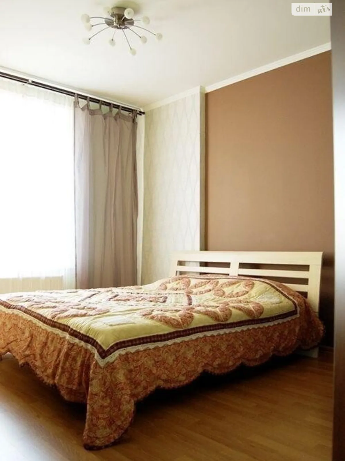 Продается 1-комнатная квартира 57 кв. м в Киеве, наб. Днепровская, 26А - фото 1