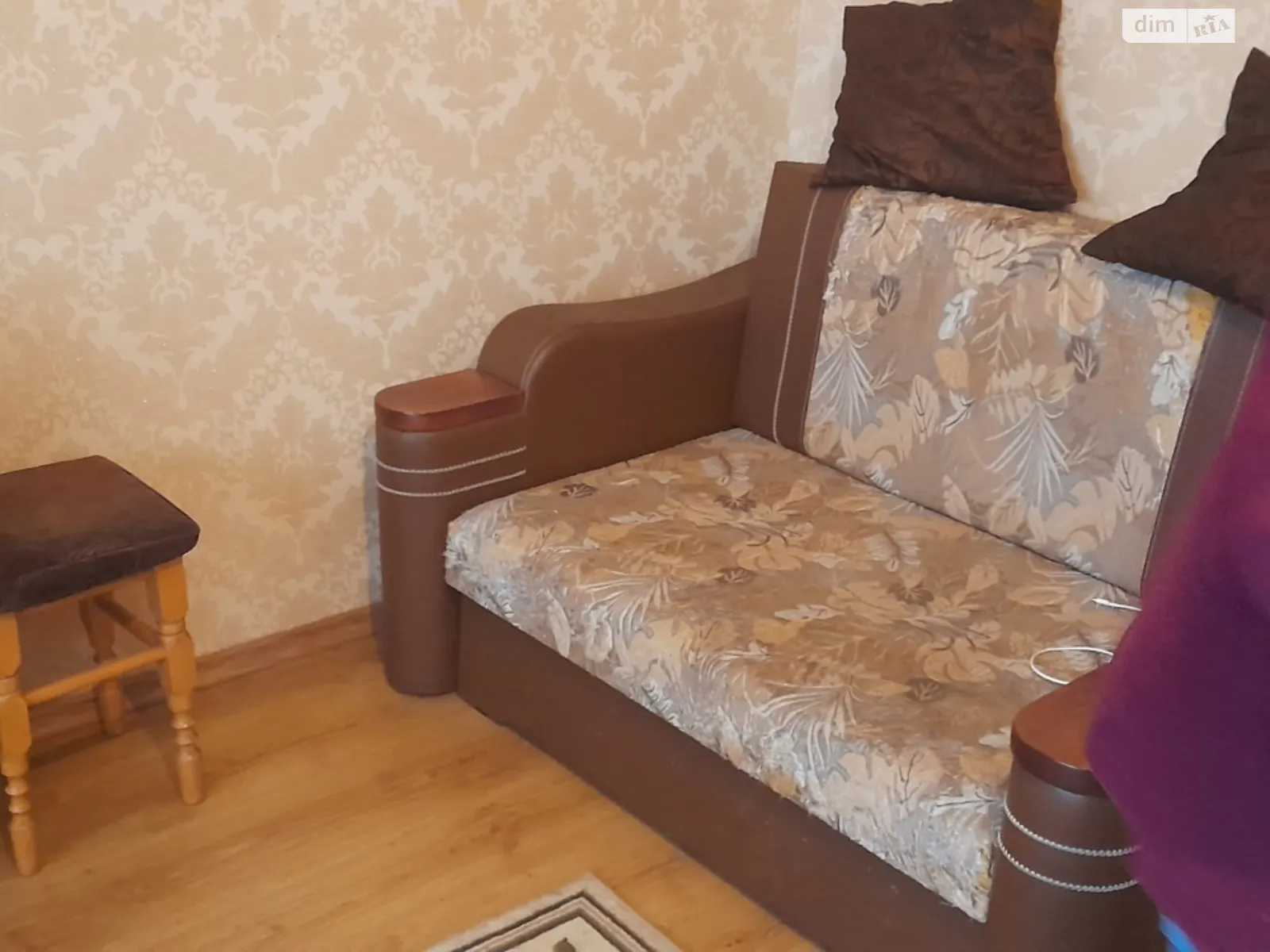 Сдается в аренду комната 65 кв. м в Одессе, цена: 250 грн