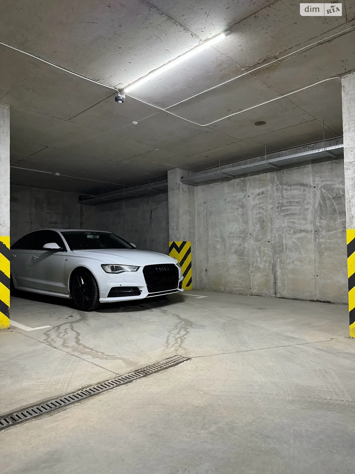Продается подземный паркинг под легковое авто на 22 кв. м, цена: 18500 $