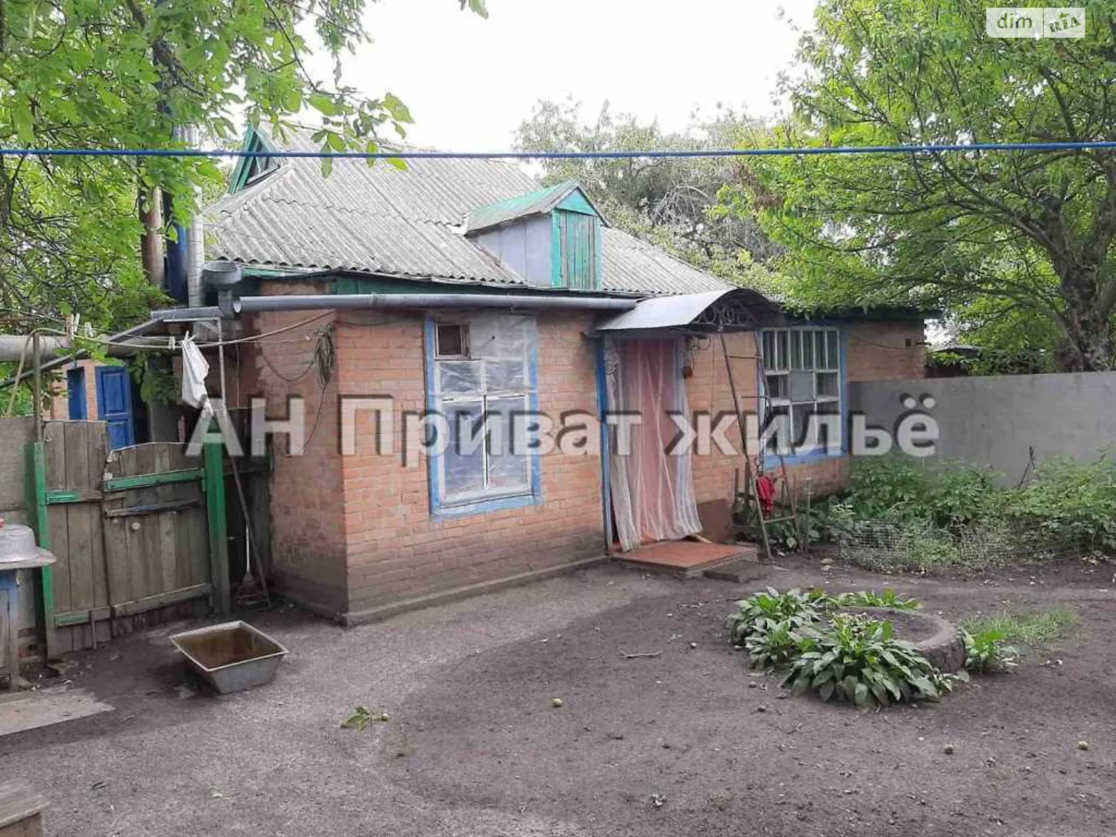 Продається одноповерховий будинок 60 кв. м з каміном, цена: 14000 $