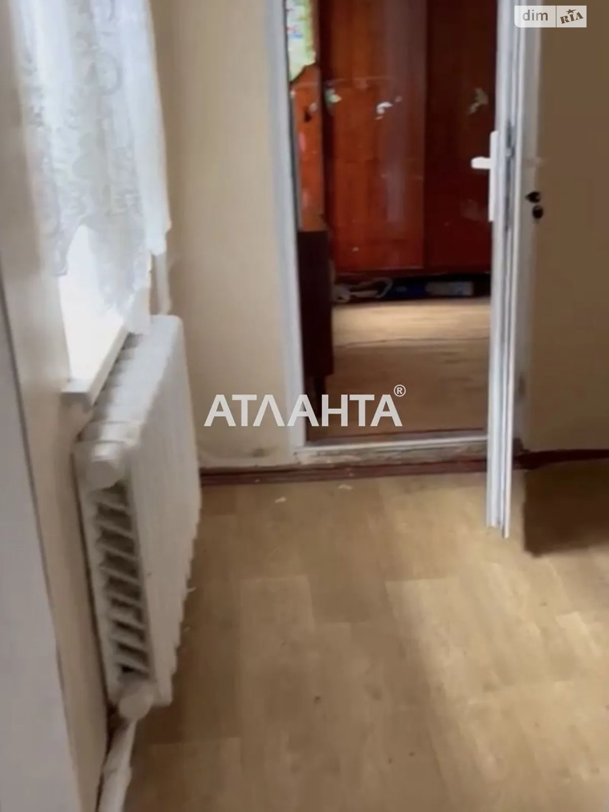 Продається одноповерховий будинок 40 кв. м з гаражем, цена: 25000 $