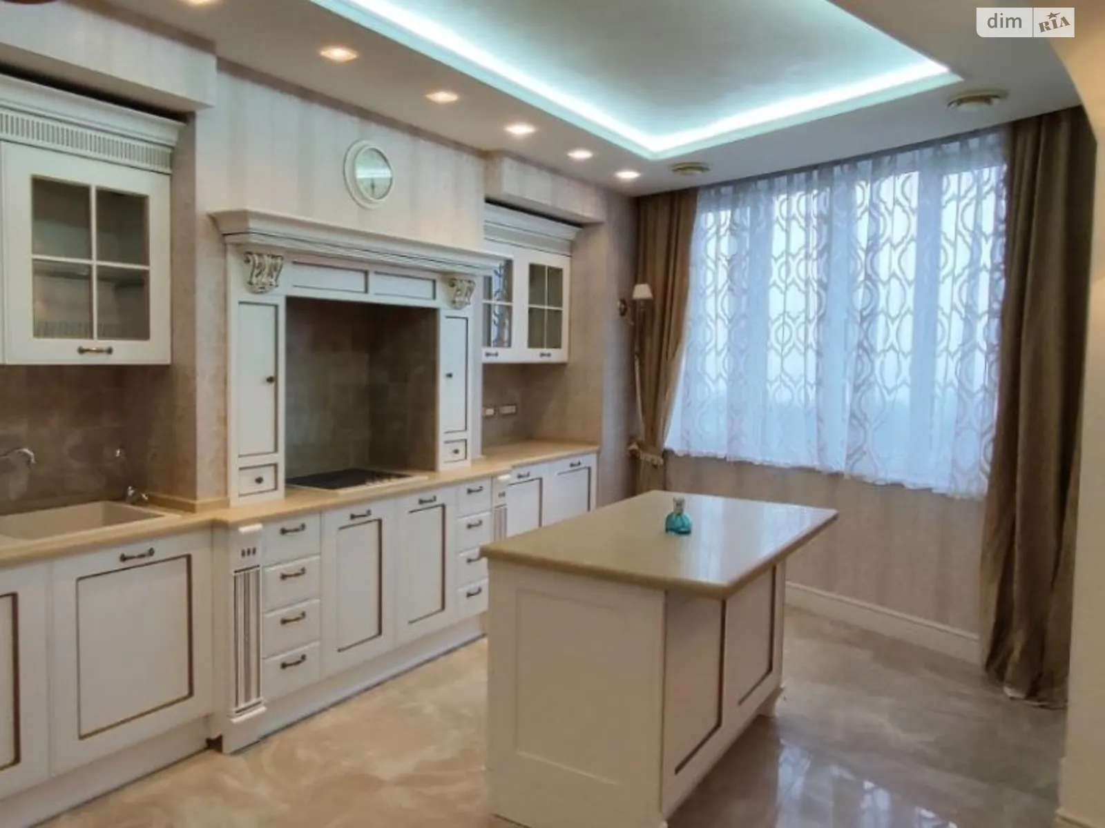 Продается 7-комнатная квартира 430 кв. м в Одессе, просп. Шевченко, 33Б - фото 1