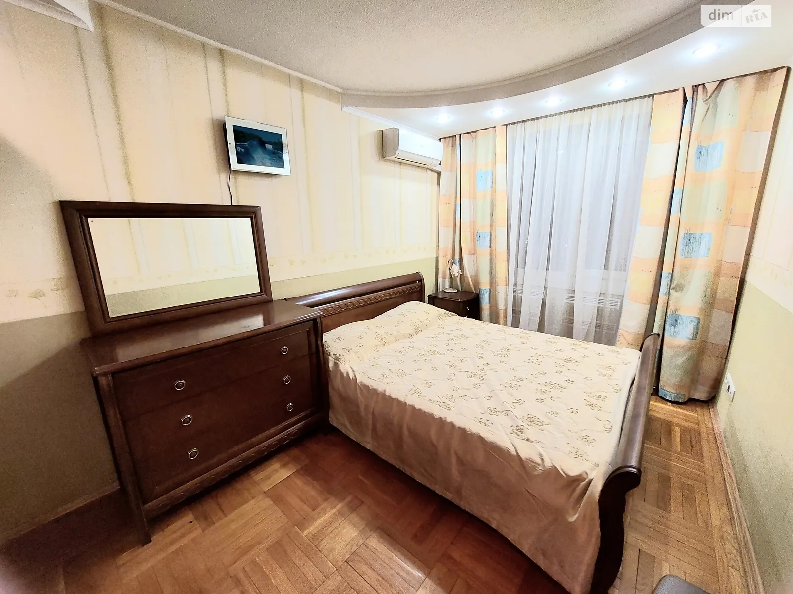 Здається в оренду 2-кімнатна квартира 72 кв. м у Києві, цена: 15000 грн