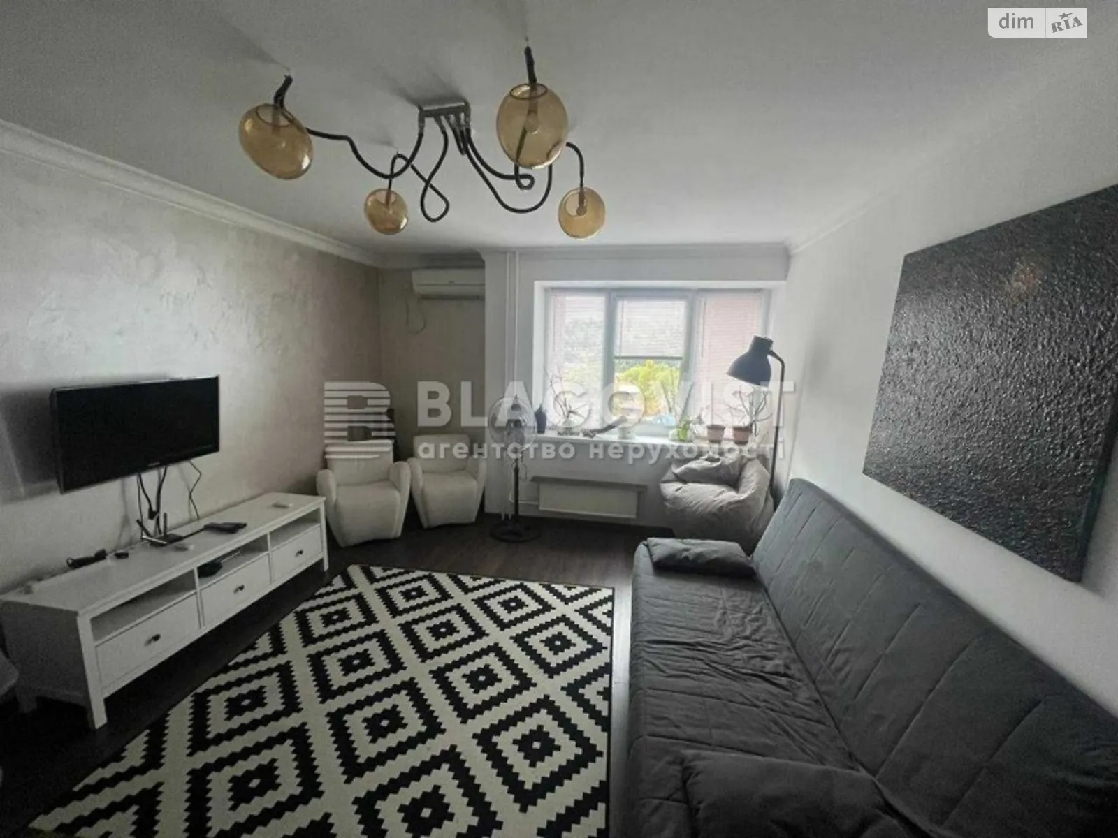 Продается 3-комнатная квартира 70 кв. м в Киеве, цена: 143000 $