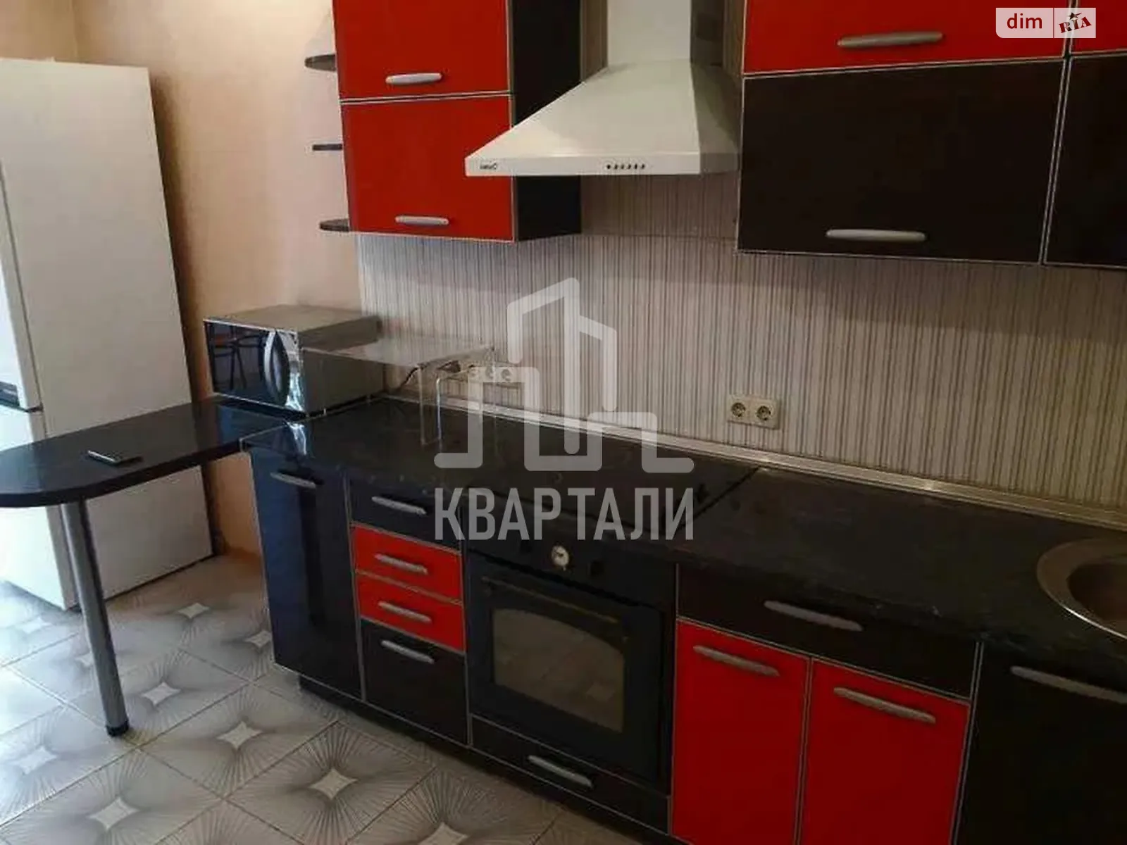 Продається 1-кімнатна квартира 63 кв. м у Києві, просп. Володимира Івасюка, 53Б