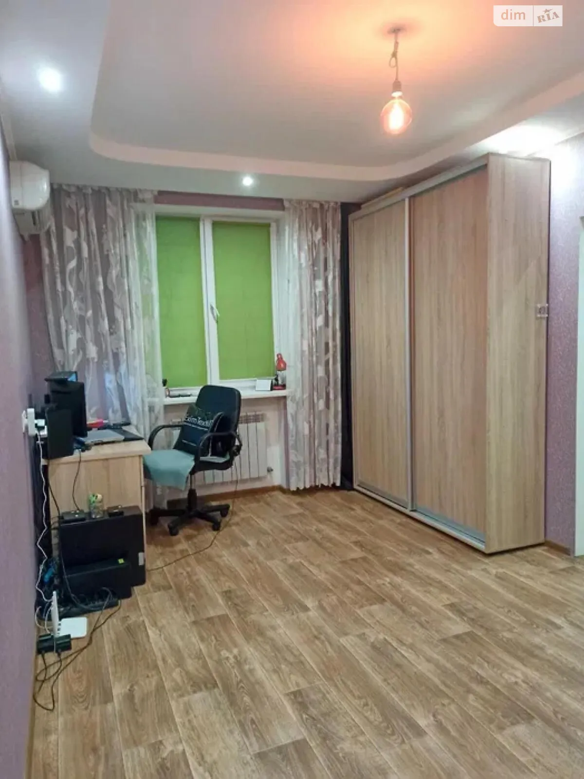 Продается 2-комнатная квартира 39 кв. м в Днепре, цена: 29500 $