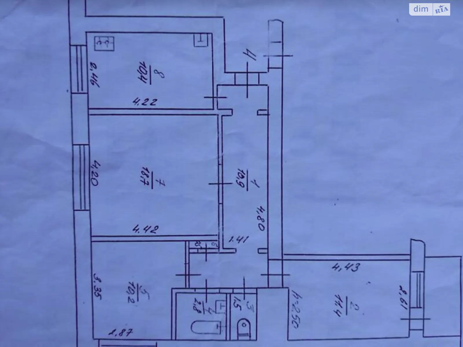 Продается 3-комнатная квартира 68 кв. м в Хмельницком, ул. Тернопольская